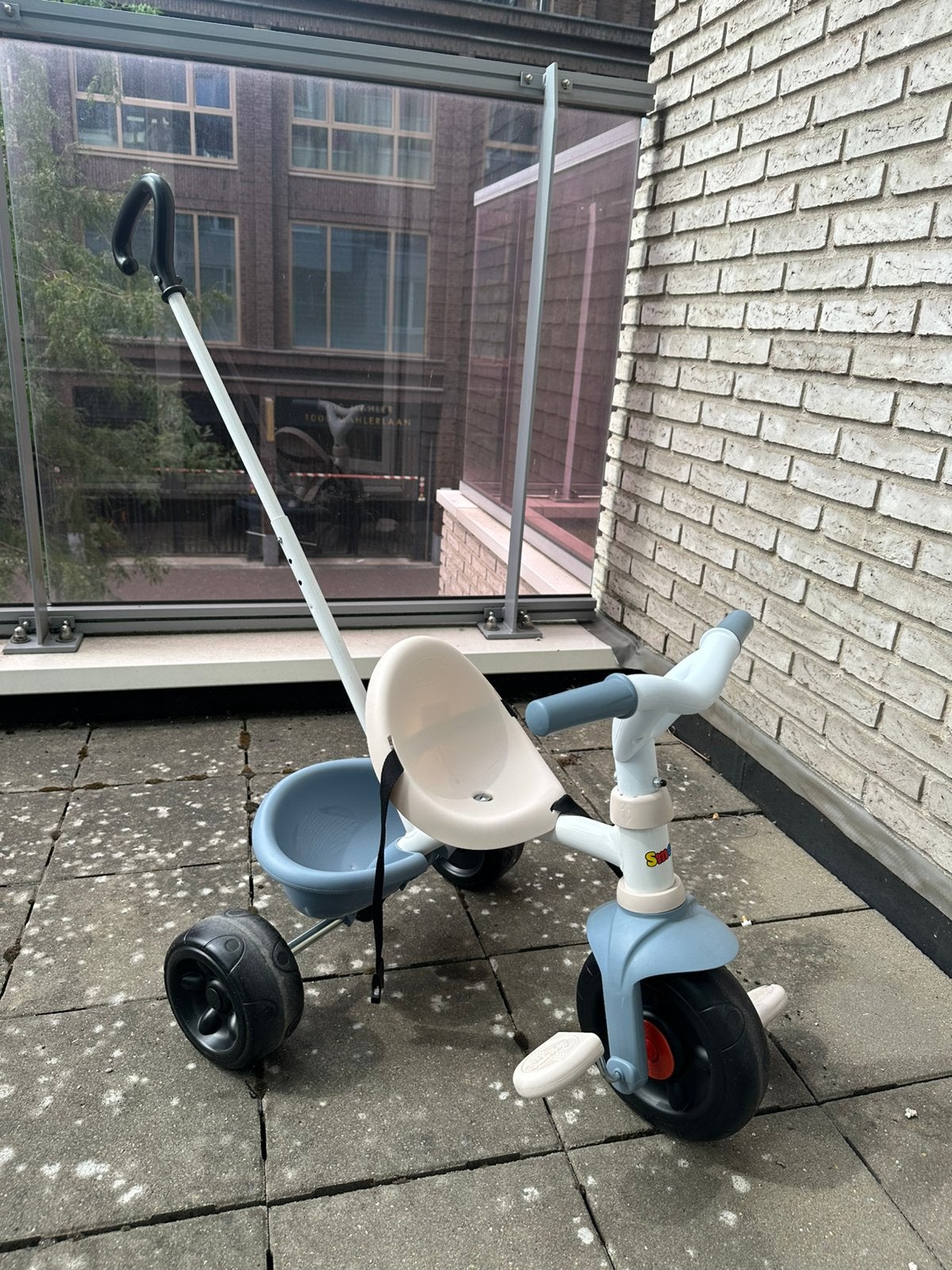 Smoby - Be Fun Driewieler, Ophalen, Zo goed als nieuw, Terugtraprem, Duwstang
