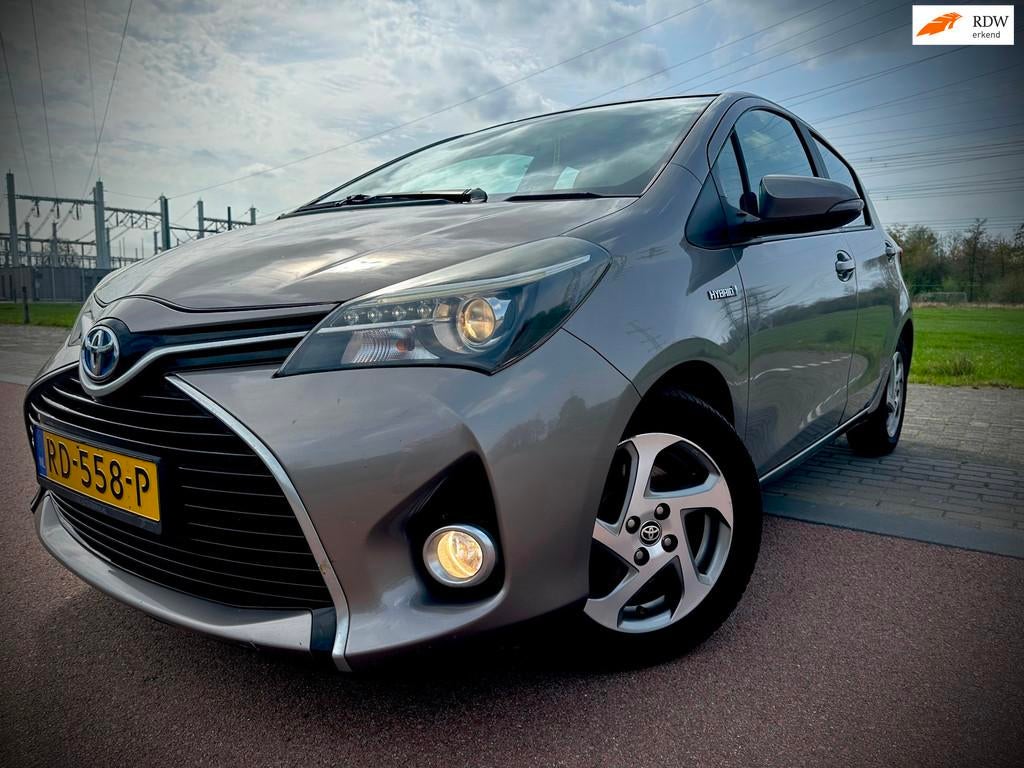 Toyota Yaris 1.5 Hybrid Aspiration AUTOMAAT, NIEUWSTAAT, ZUI, Auto's, Toyota, Gebruikt, Euro 6, 4 cilinders, 49 €/maand
