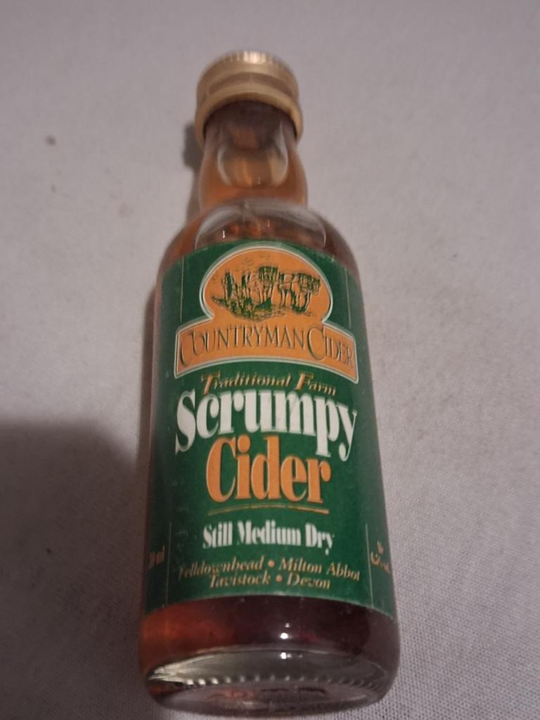 Vintage Countryman Cider Scrumpy Cider miniatuurflesje, Ophalen of Verzenden, Gebruikt