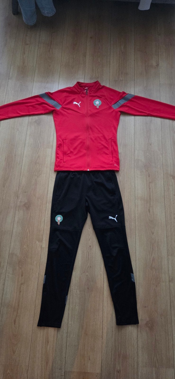 Marokko Voetbal Trainingspak  Maat S - Puma, Kleding | Heren, Sportkleding, Puma, Ophalen of Verzenden, Voetbal, Gedragen