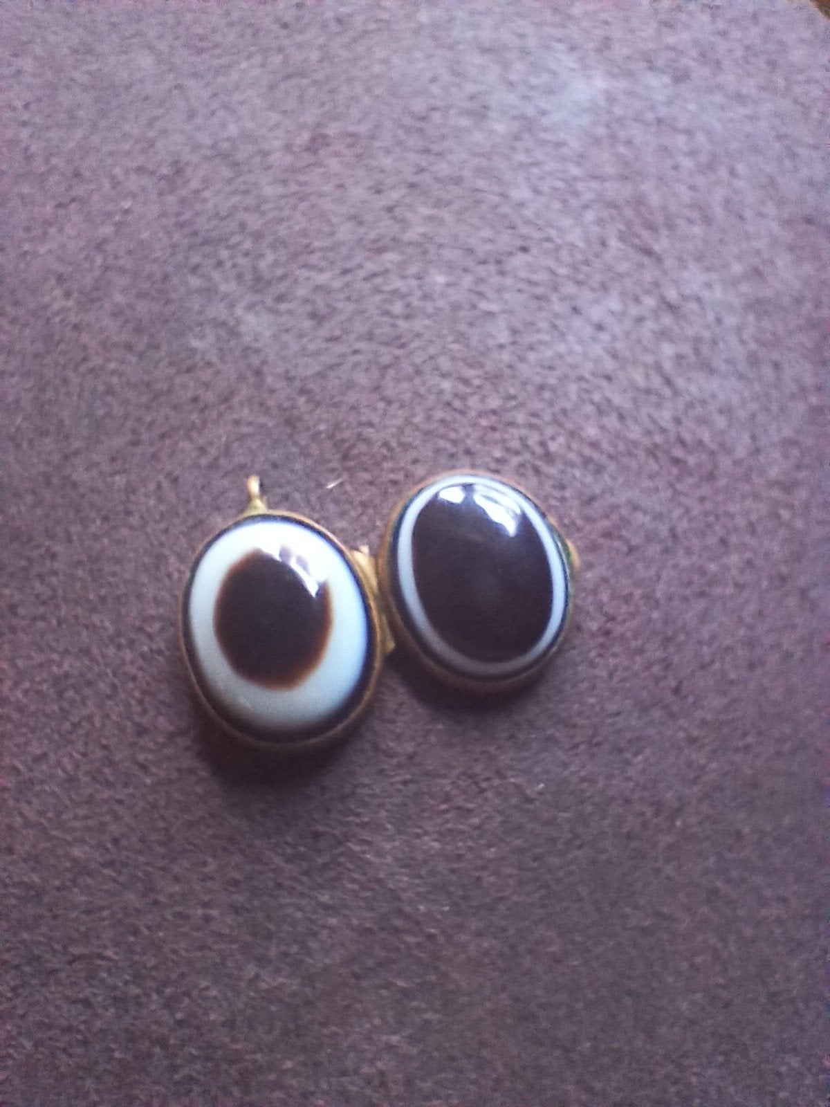Antiek Victoriaans Medaillon met Bullseye Agaat – 19e Eeuw, Sieraden, Tassen en Uiterlijk, Oorbellen, Ophalen of Verzenden, Goud