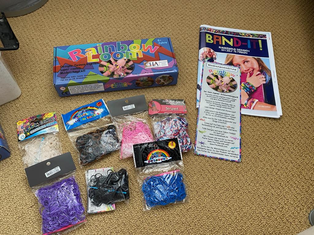 Rainbow Loom set met haaknaald, elastiekjes en slotjes, Hobby en Vrije tijd, Knutselen, Gebruikt, Meerkleurig, Ophalen of Verzenden