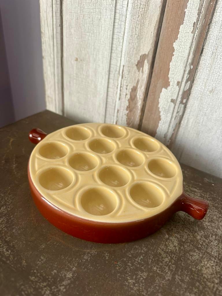 Vintage/retro Emile Henry escargot/eierbord, Ophalen of Verzenden