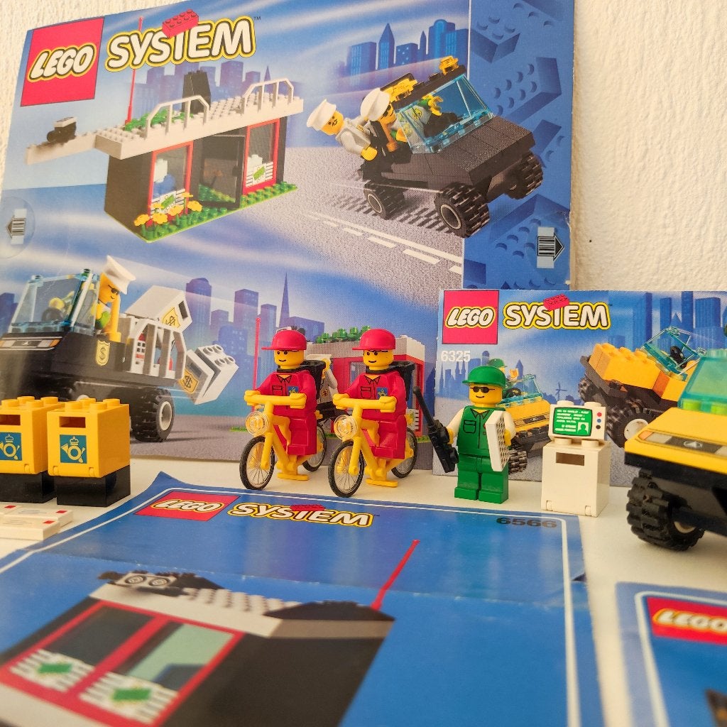 Foto 6 van Lego Bank & Mail Bundle: 6566, 6325 & 6420 x2