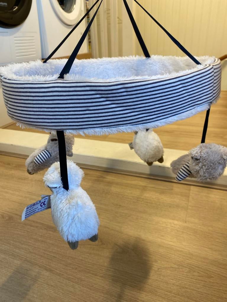 Baby mobielen voor box, twee met muziekdoosje, twee stuks, Ophalen, Gebruikt, Mobiel, Met geluid