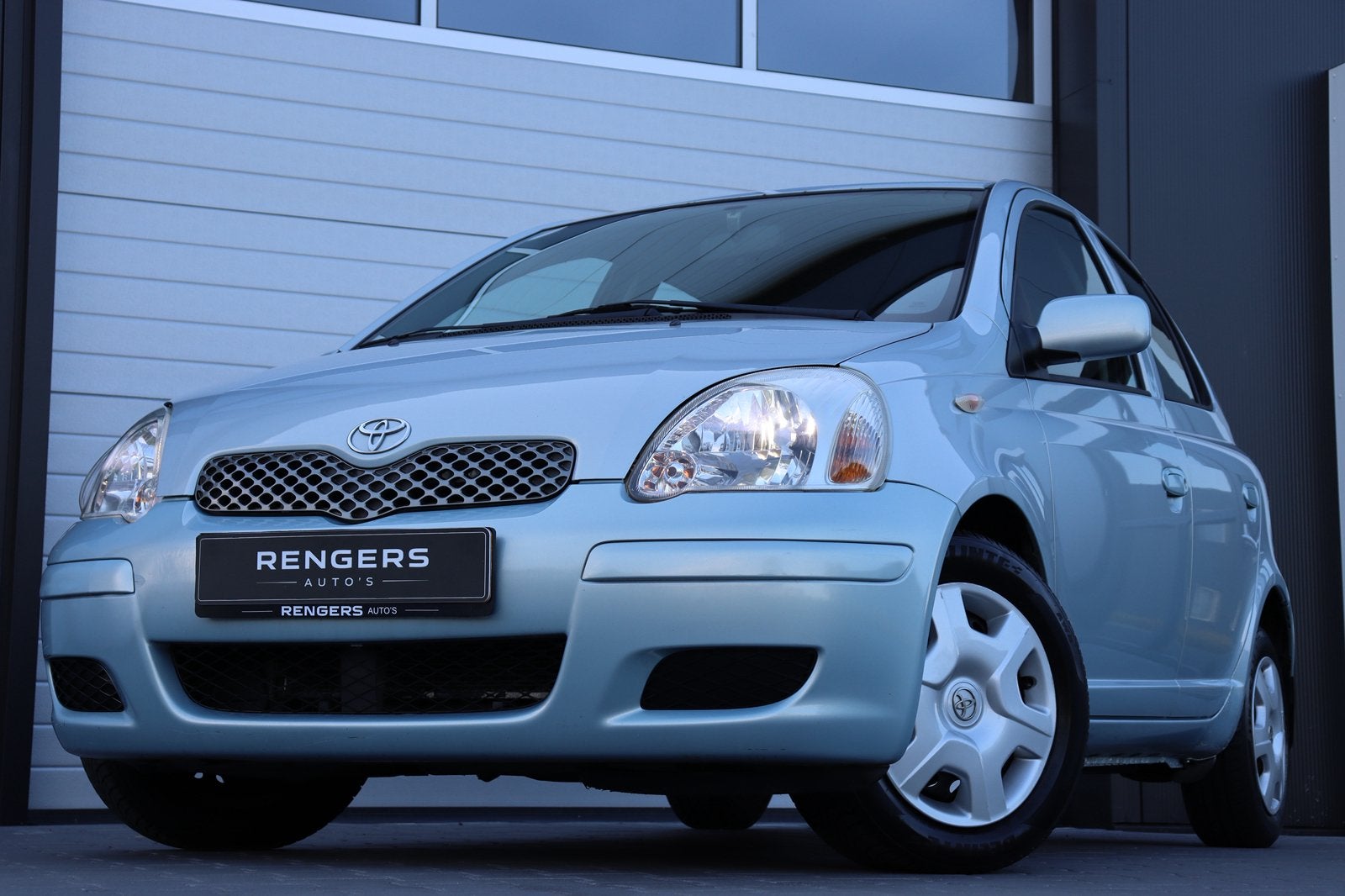 Toyota Yaris 1.3 16V | Airco | 5-Deurs | Elektrische Ramen, Voorwielaandrijving, Stof, 4 cilinders, Origineel Nederlands
