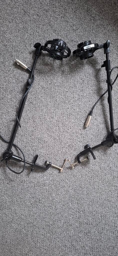 2 x microfoon standaards shockmounts mic houders + xlr kabel, Muziek en Instrumenten, Microfoons, Ophalen, Gebruikt, Overige typen