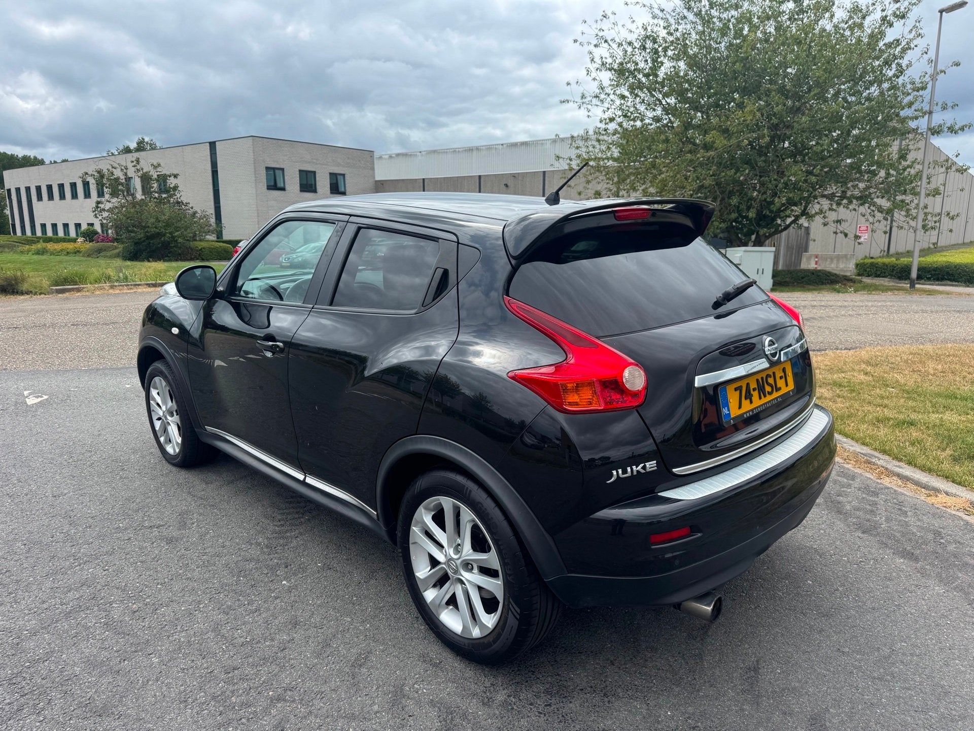 Nissan Juke | 2010 | 1.6 DIG-T Tekna | Export en Handel |, Auto's, Voorwielaandrijving, Euro 5, 1618 cc, Gebruikt