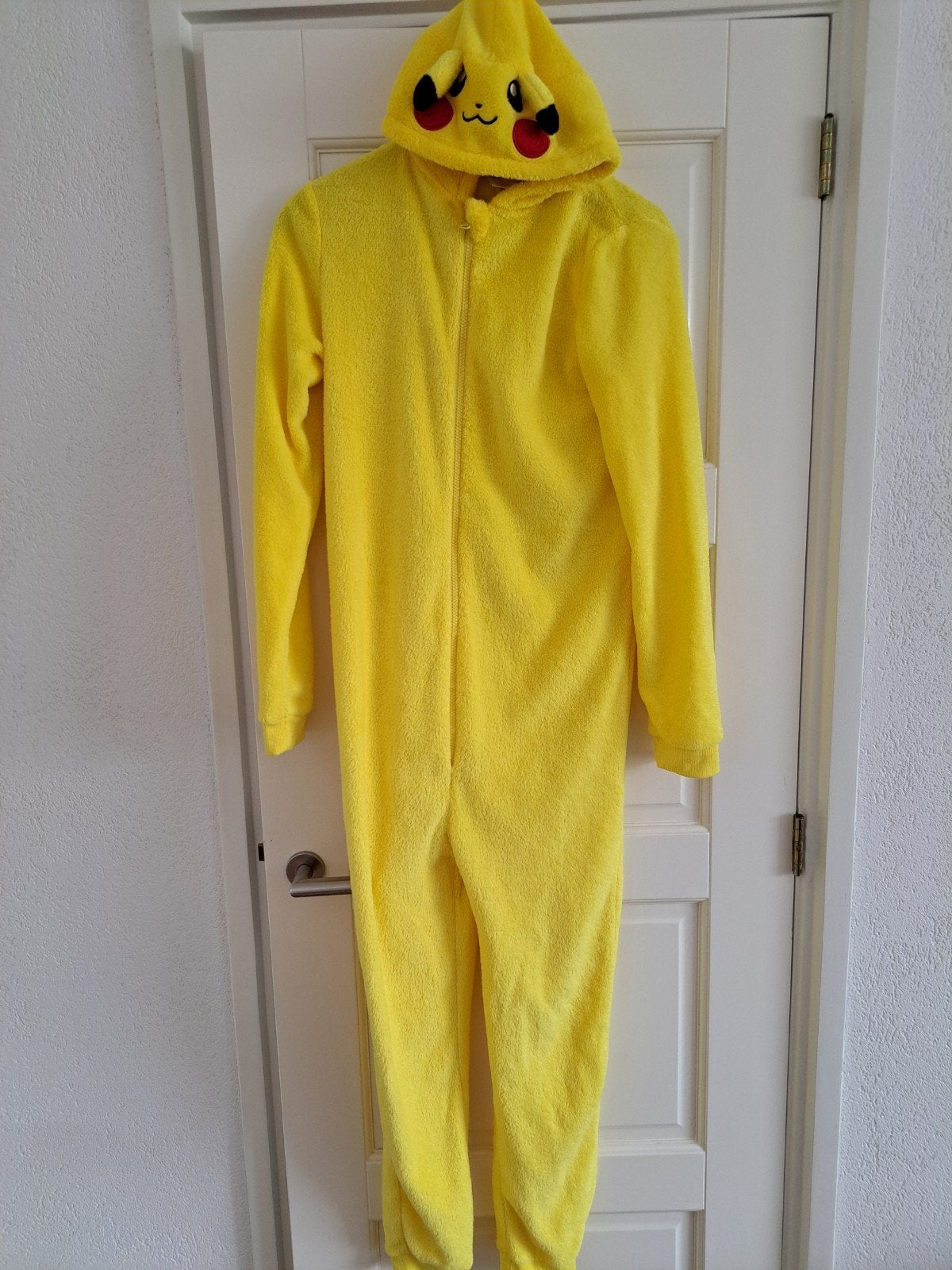 Pikachu Onesie - Maat 16 (13-14 jaar), Pokémon, Ophalen of Verzenden, Zo goed als nieuw