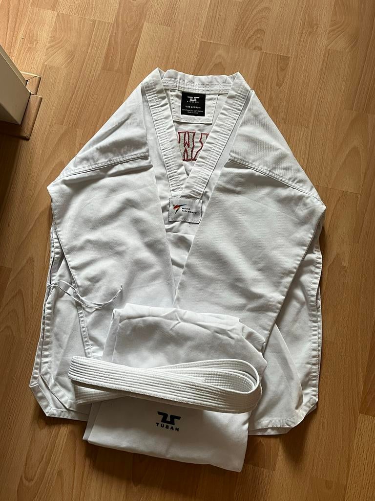 Taekwondo pak maat S, Gebruikt, Taekwondo, Vechtsportpak, Ophalen of Verzenden