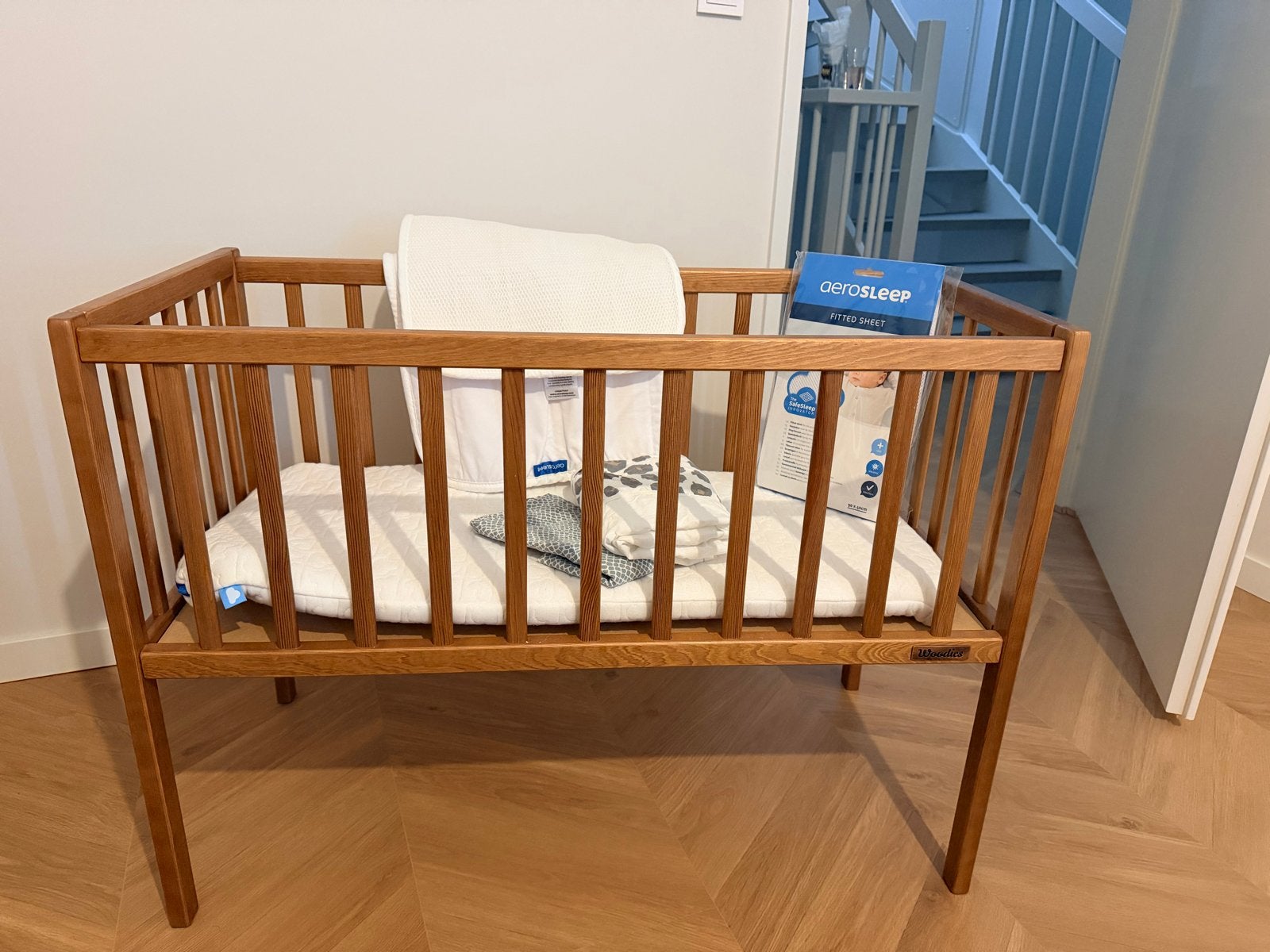 Woodies ledikant met Aerosleep matras en topper, 70 tot 85 cm, Zo goed als nieuw, Matras, 140 tot 160 cm
