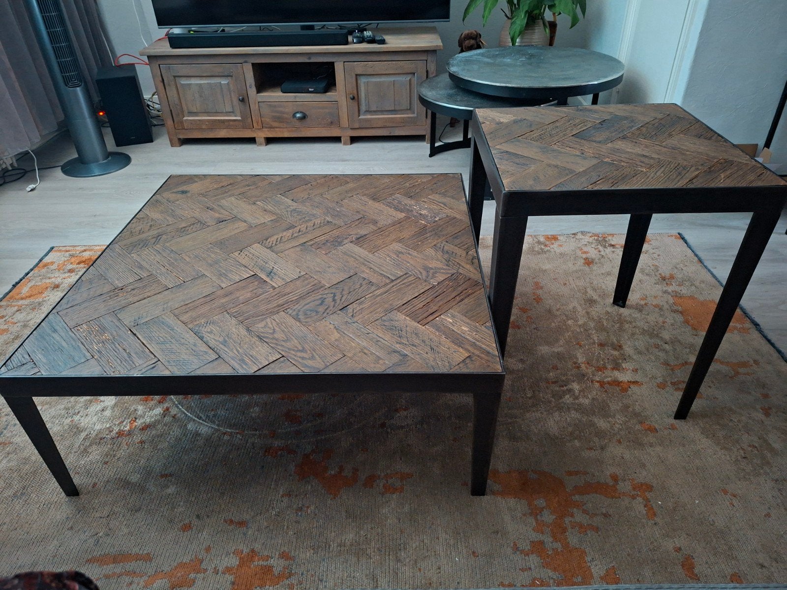 Industriële Salontafel Set - Eiken Visgraat & Staal, Ophalen, 50 tot 100 cm, Rond, 50 tot 100 cm
