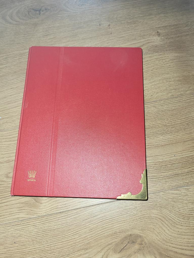 Leuk album postzegels Nederland en wereld, Ophalen of Verzenden, Nederland