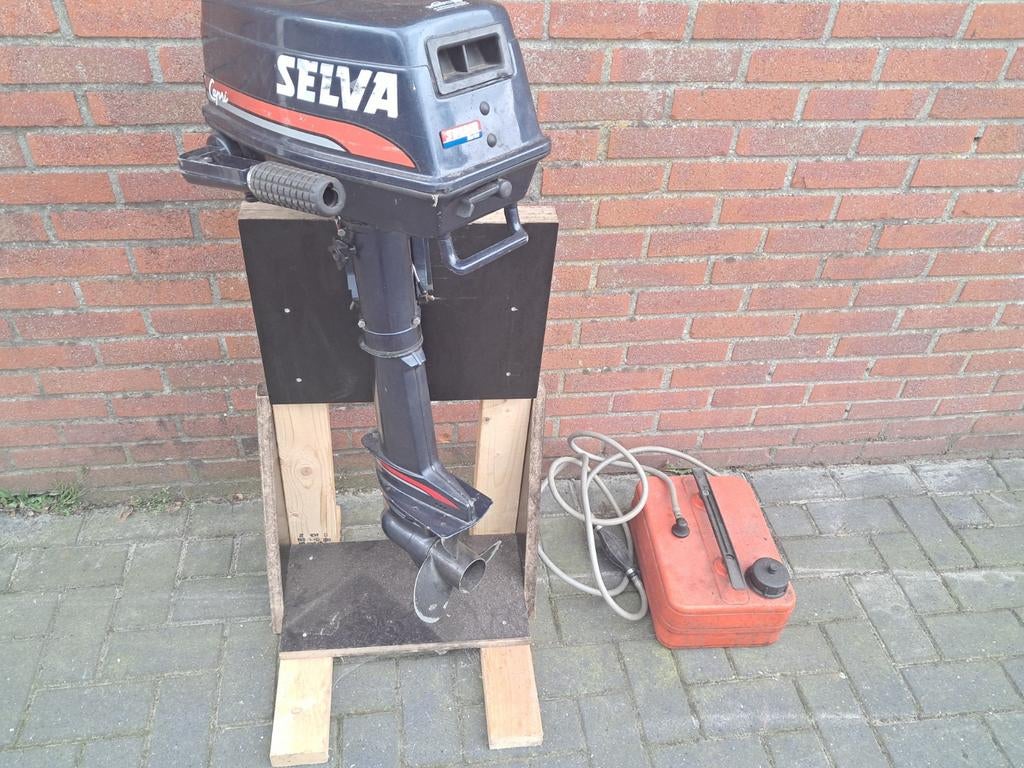 Selva Capri 6pk buitenboordmotor met tank en bok, Watersport en Boten, Ophalen