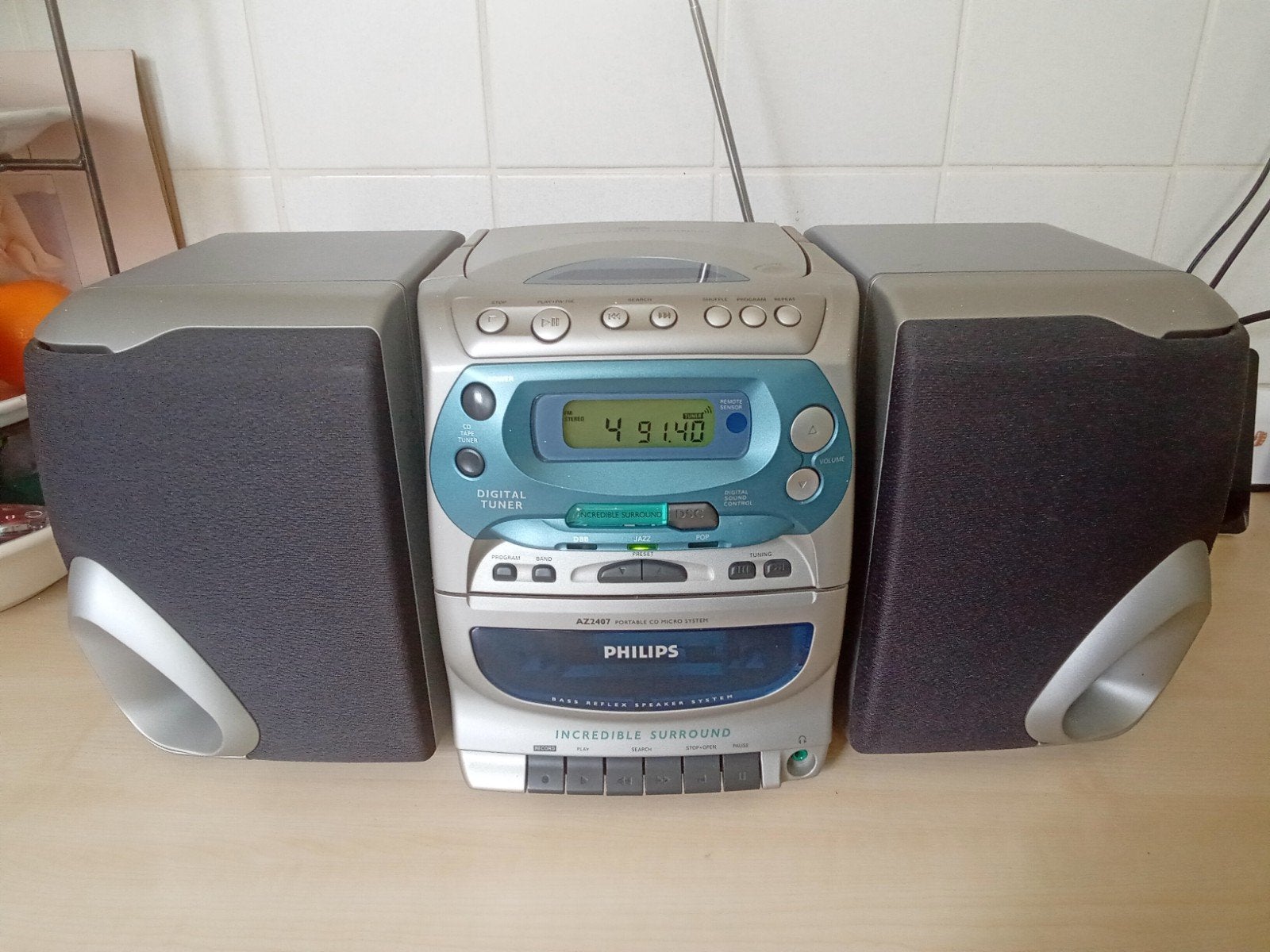 Philips AZ2407 Portable Micro Systeem met CD en Radio, Philips, Gebruikt, Ophalen of Verzenden, Tuner of Radio
