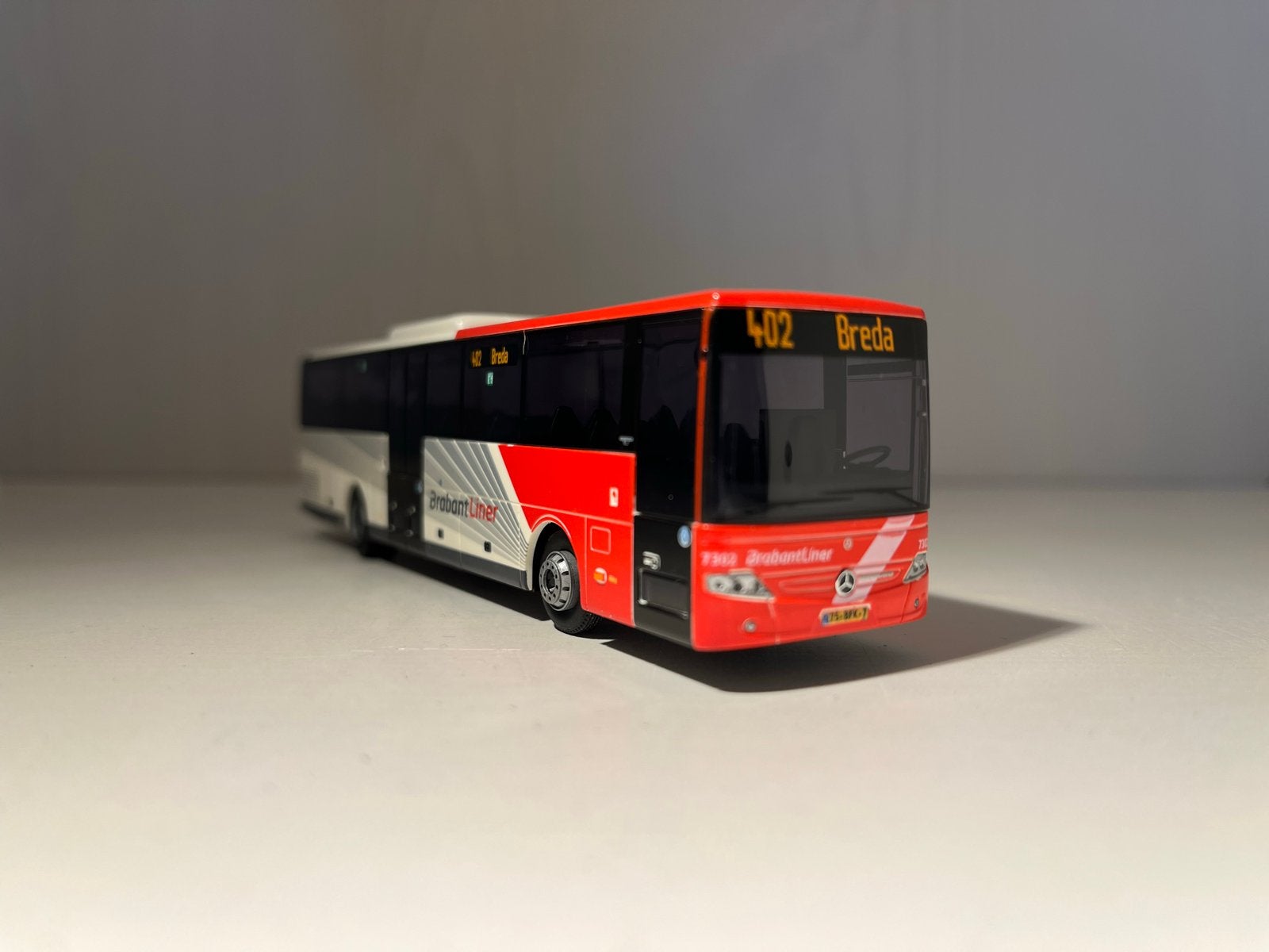 Arriva Brabantliner AWM lijn 402 Breda modelbus, Hobby en Vrije tijd, Modelauto's | 1:87, Zo goed als nieuw, Bus of Vrachtwagen