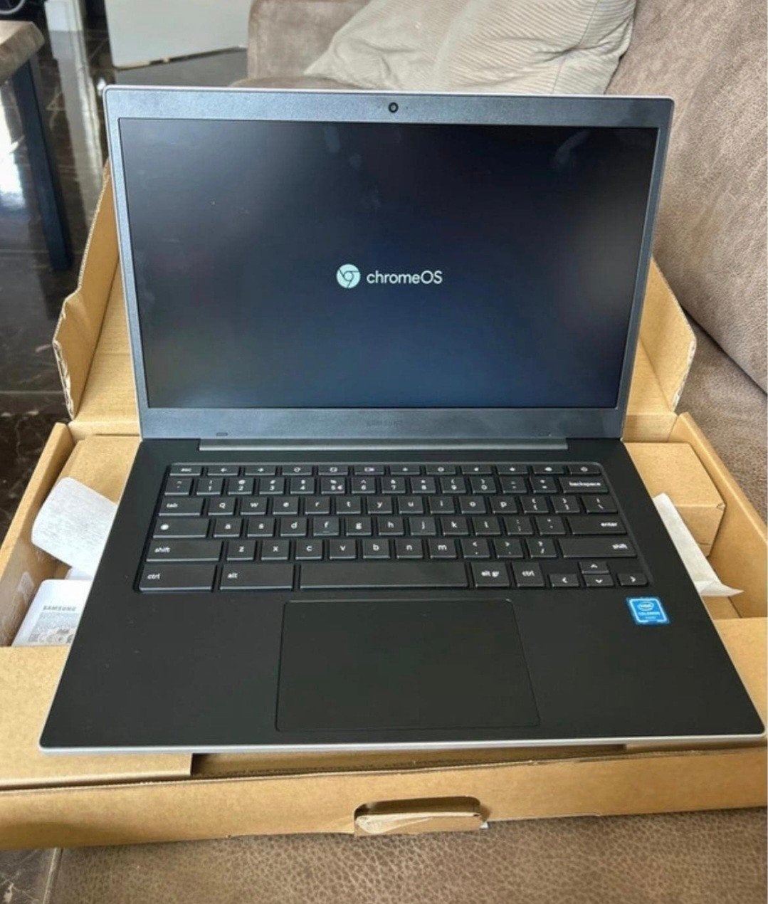 Samsung Galaxy Chromebook Go XE340XDA - Nieuwstaat, 14 inch, 4 GB of minder, Qwerty, Ophalen of Verzenden