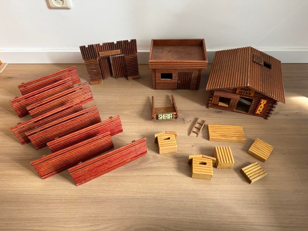 Vintage houten western dorp vermoedelijk Oehme & Söhne DDR, Ophalen of Verzenden, Zo goed als nieuw