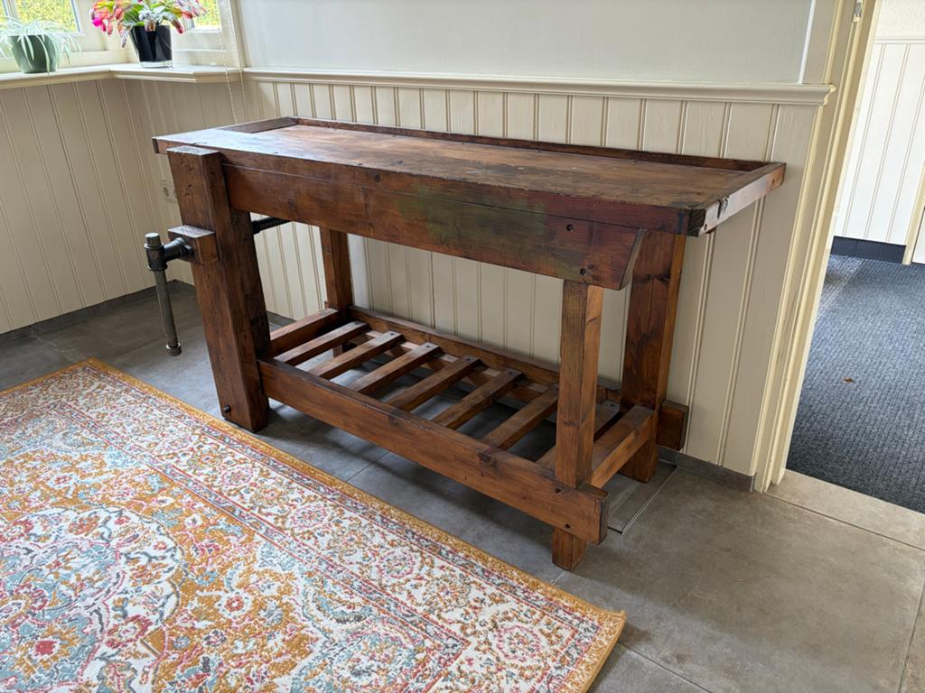 Antieke houten werkbank met bankschroef, Ophalen, Gebruikt, 120 tot 170 cm, Bankschroef