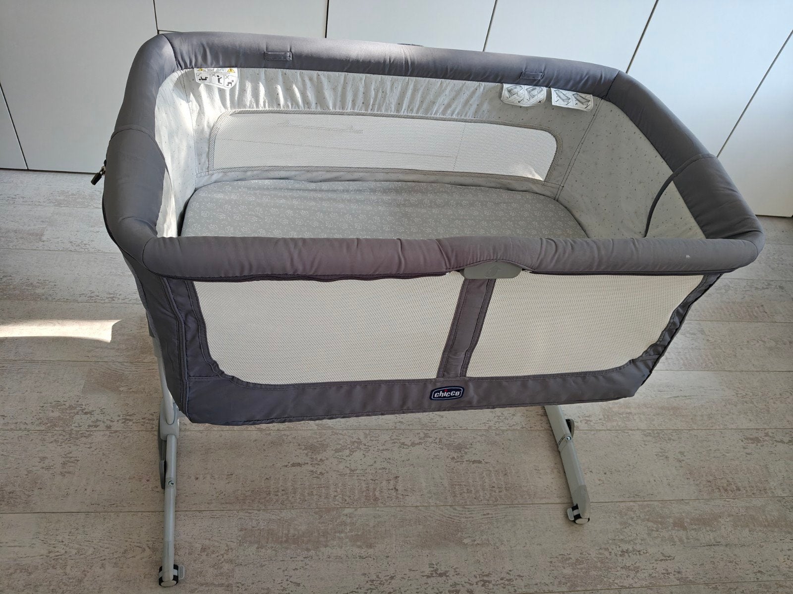 Cosleeper Chicco Next2Me zo goed als nieuw inc.nieuwe matras, Kinderen en Baby's, Babywiegjes en Ledikanten, Ophalen, Zo goed als nieuw