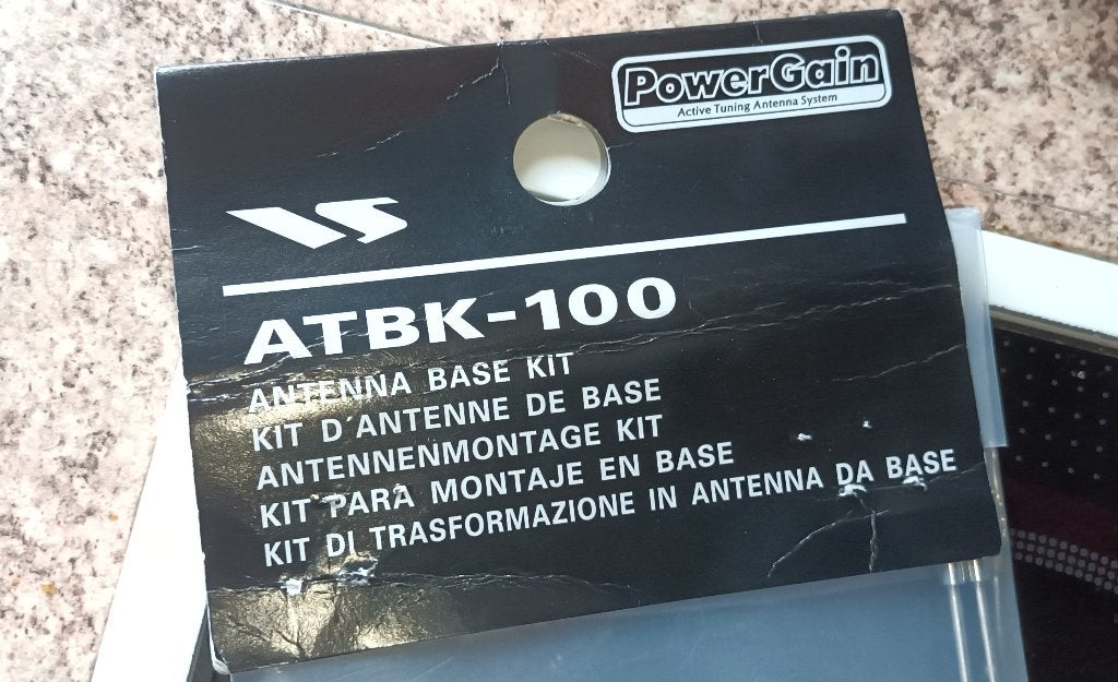 Yaesu ATBK-100, radialenkit voor de ATAS 120(a), Telecommunicatie, Zenders en Ontvangers, Ophalen of Verzenden, Zo goed als nieuw