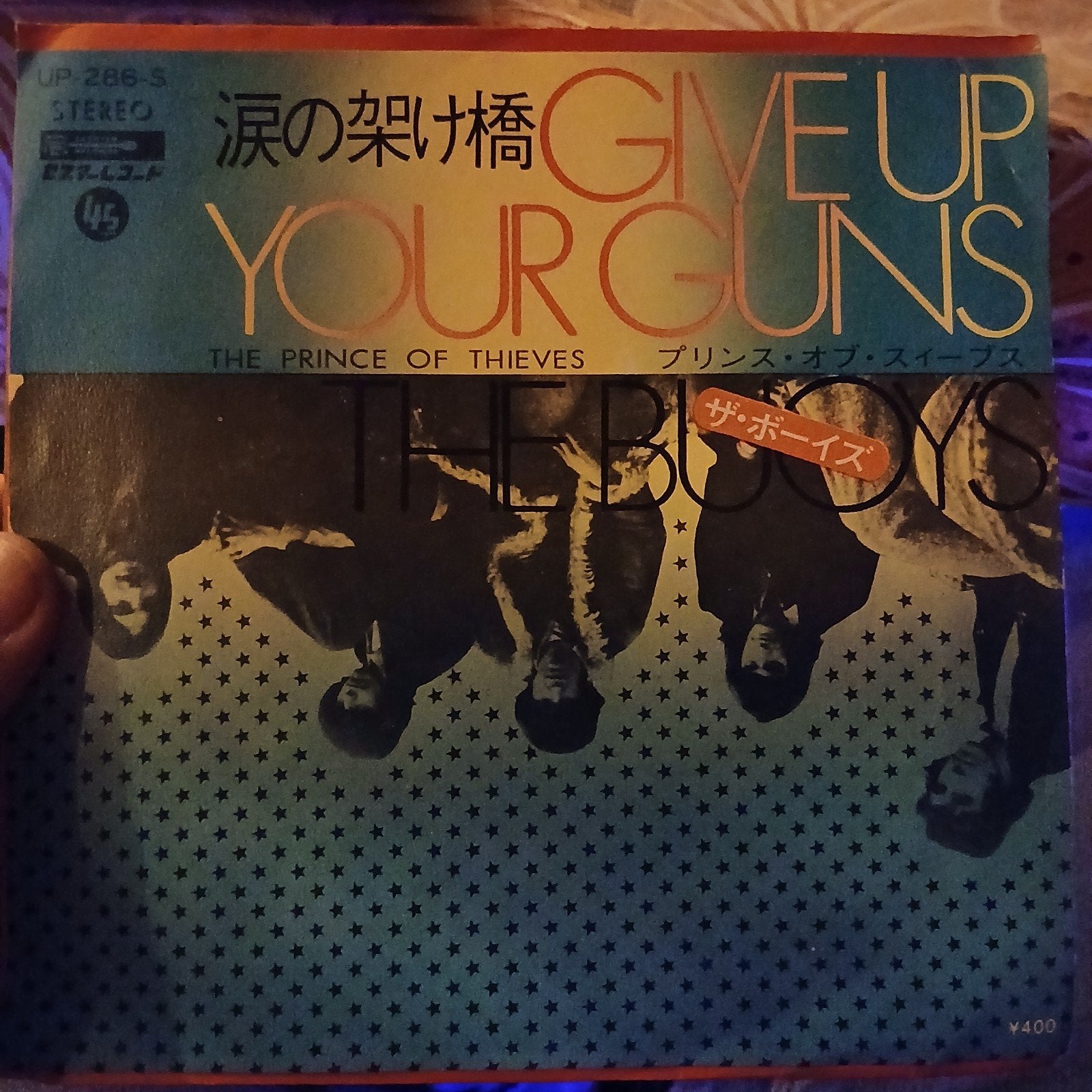 The Buoys - Give Up Your Guns / The Prince of Thieves, 7 inch, Originele persing, Ophalen of Verzenden, Zo goed als nieuw