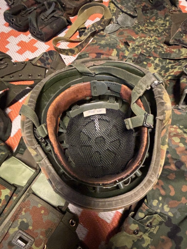 Flecktarn helm, Verzamelen, Ophalen of Verzenden, Landmacht, Duitsland, Kleding of Schoenen