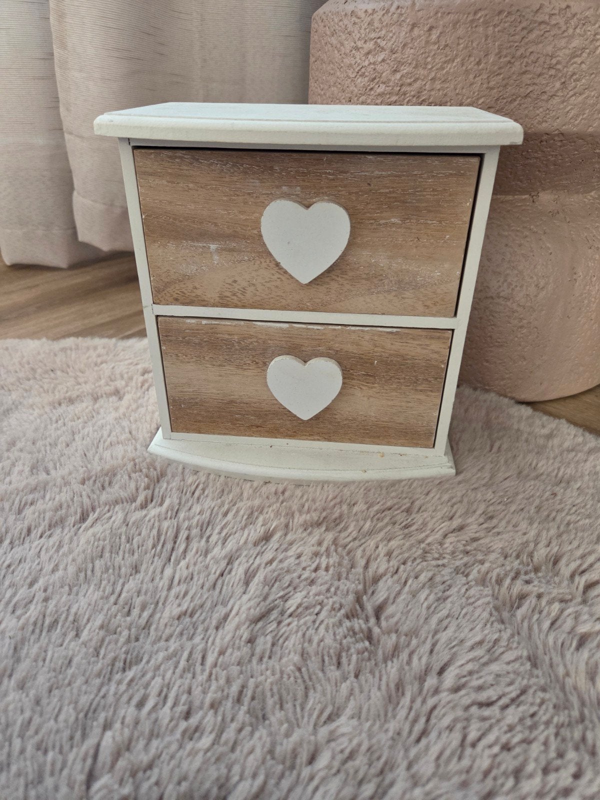 Houten sieradenkistje met hartjes - wit en houtkleurig, Huis en Inrichting, Hout, Gebruikt, Meerkleurig, Ophalen of Verzenden