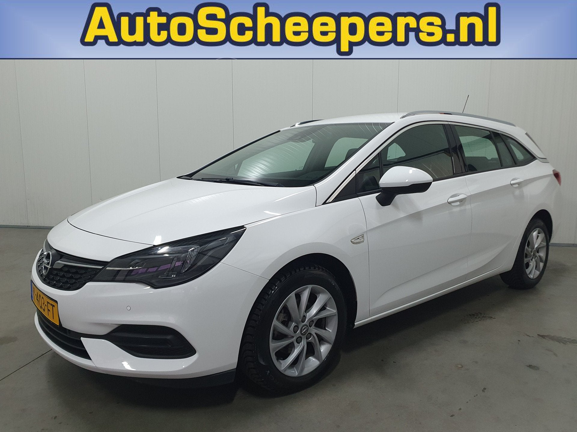 Opel Astra Sports Tourer 1.2 Elegance NAVI/PDC/CRUISE/CLIMA/, Auto's, Opel, Voorwielaandrijving, Gebruikt, Euro 6, Leder en Stof