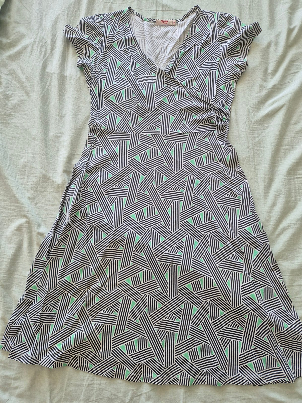 Fragile jurk maat M, Kleding | Dames, Ophalen of Verzenden, Zo goed als nieuw, Maat 38/40 (M), Boven de knie