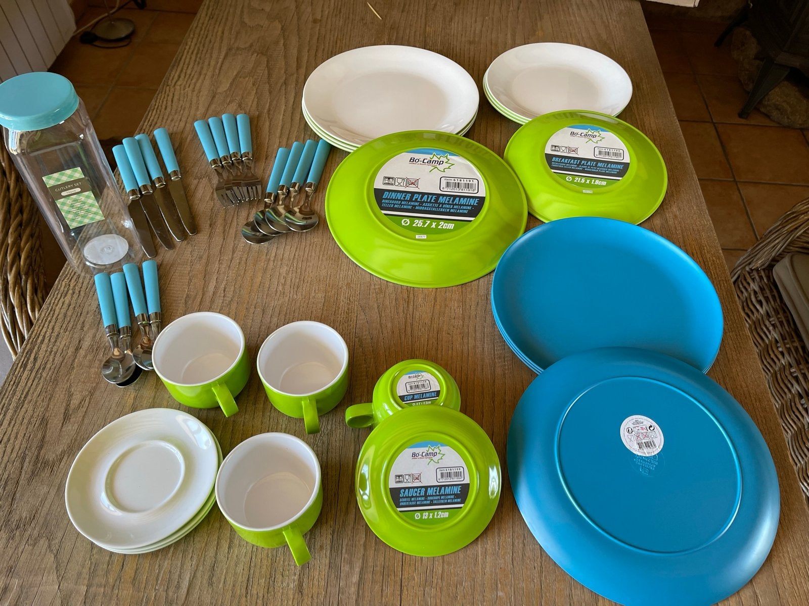 spotgoedkoop Bo-Camp servies en bestekset, Ophalen of Verzenden, Zo goed als nieuw