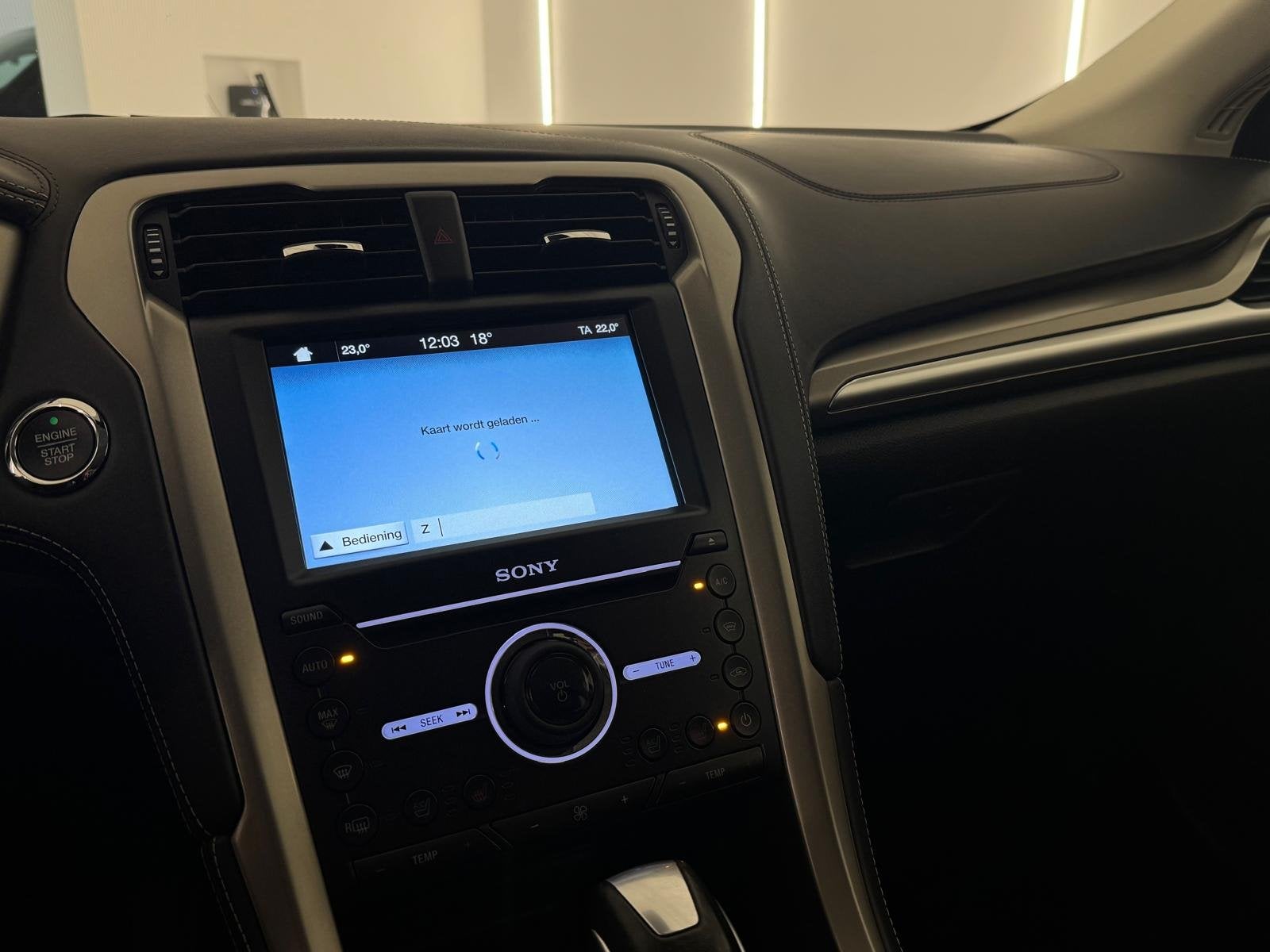 Ford Mondeo 2.0 IVCT HEV Vignale Massage NL-Auto NAP, Gebruikt, 4 cilinders, Bedrijf, Hybride Elektrisch/Benzine