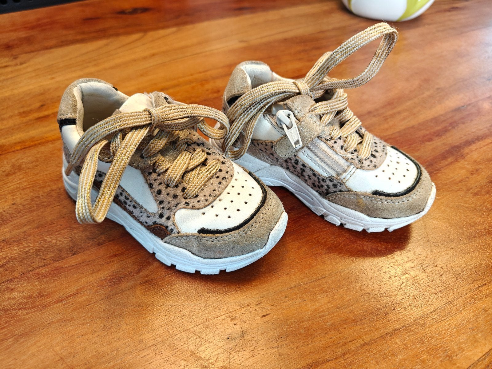Keq meisjes schoenen maat 22 veters en rits, zeer netjes, Meisje, Keq, Schoenen, Ophalen of Verzenden