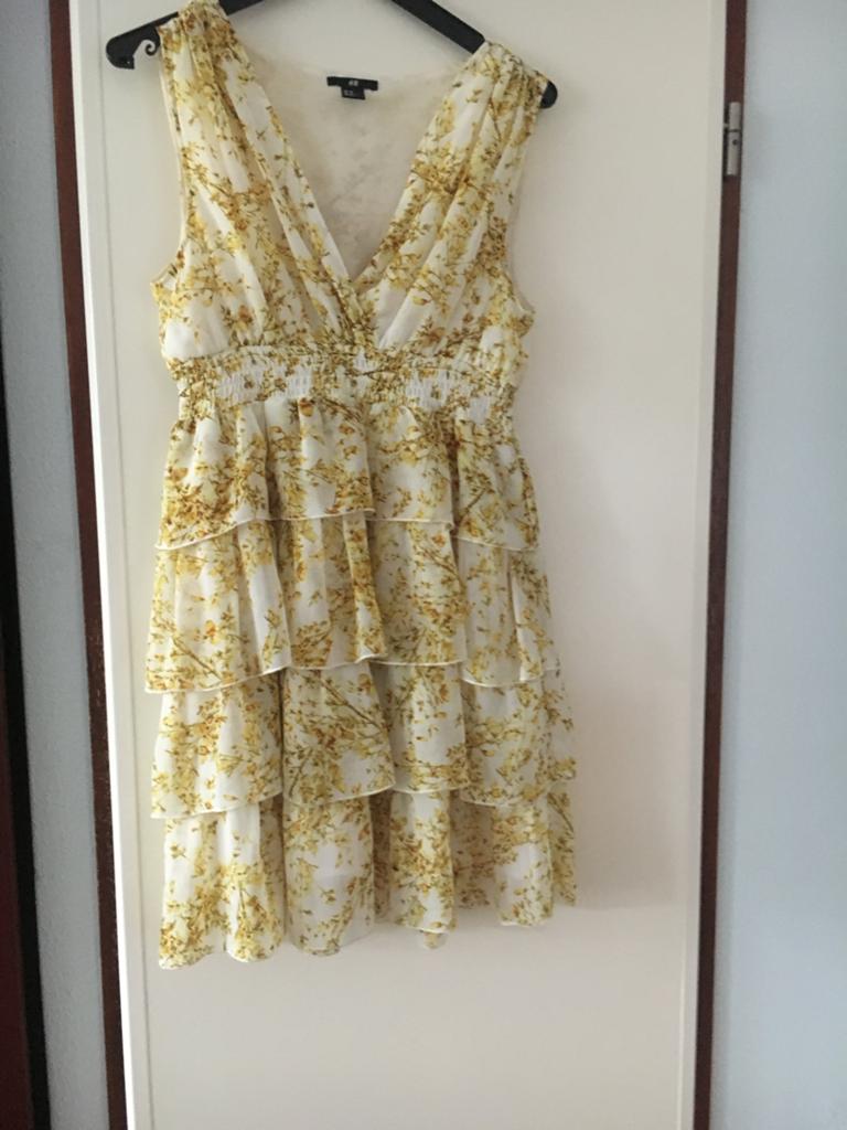 H&M Zomerjurk Crème met Gele Bloemen, Maat 40, Maat 38/40 (M), Geel, Ophalen of Verzenden, Zo goed als nieuw
