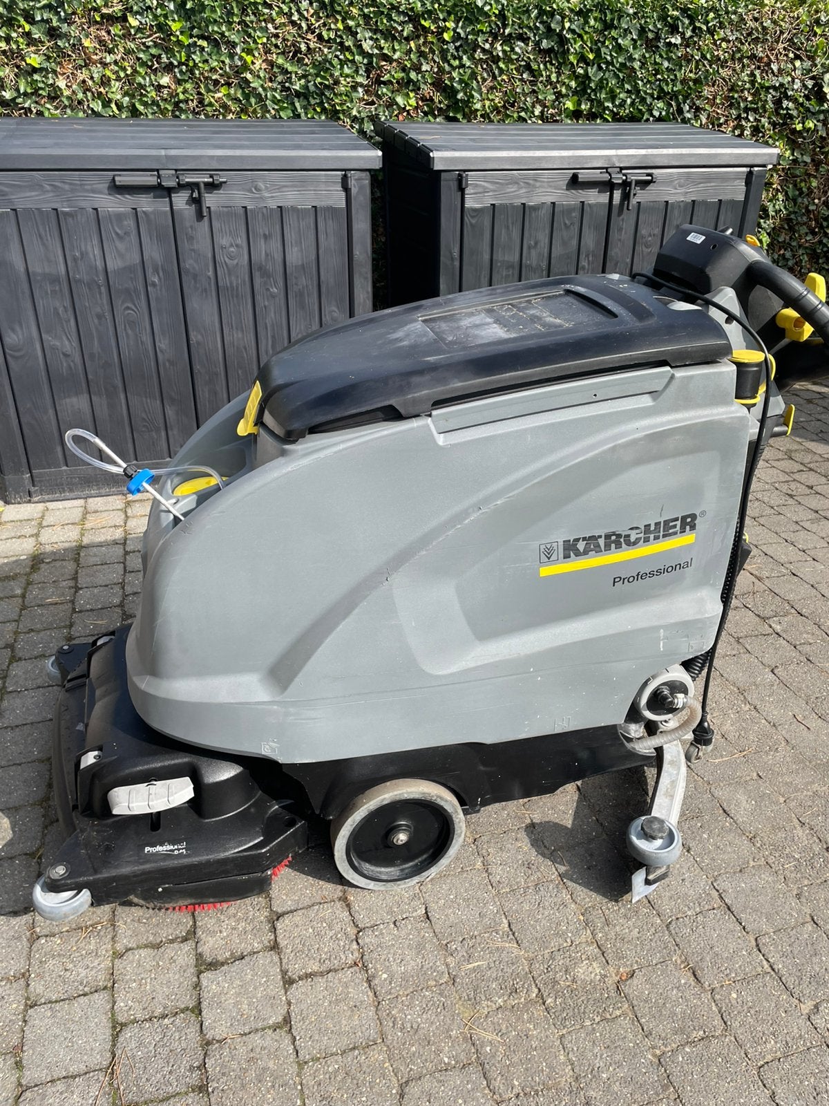 Schrobmachine karcher, Ophalen, Gebruikt, Schrobmachine
