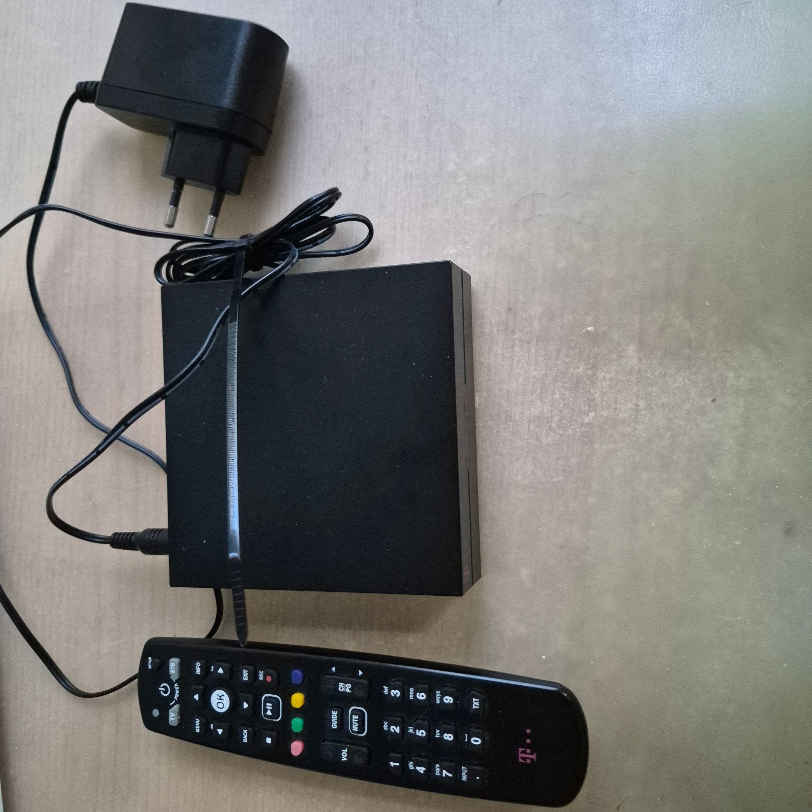 Odido amino Aria 7X Decoder met afstandsbediening, Ophalen of Verzenden, Gebruikt, Decoder