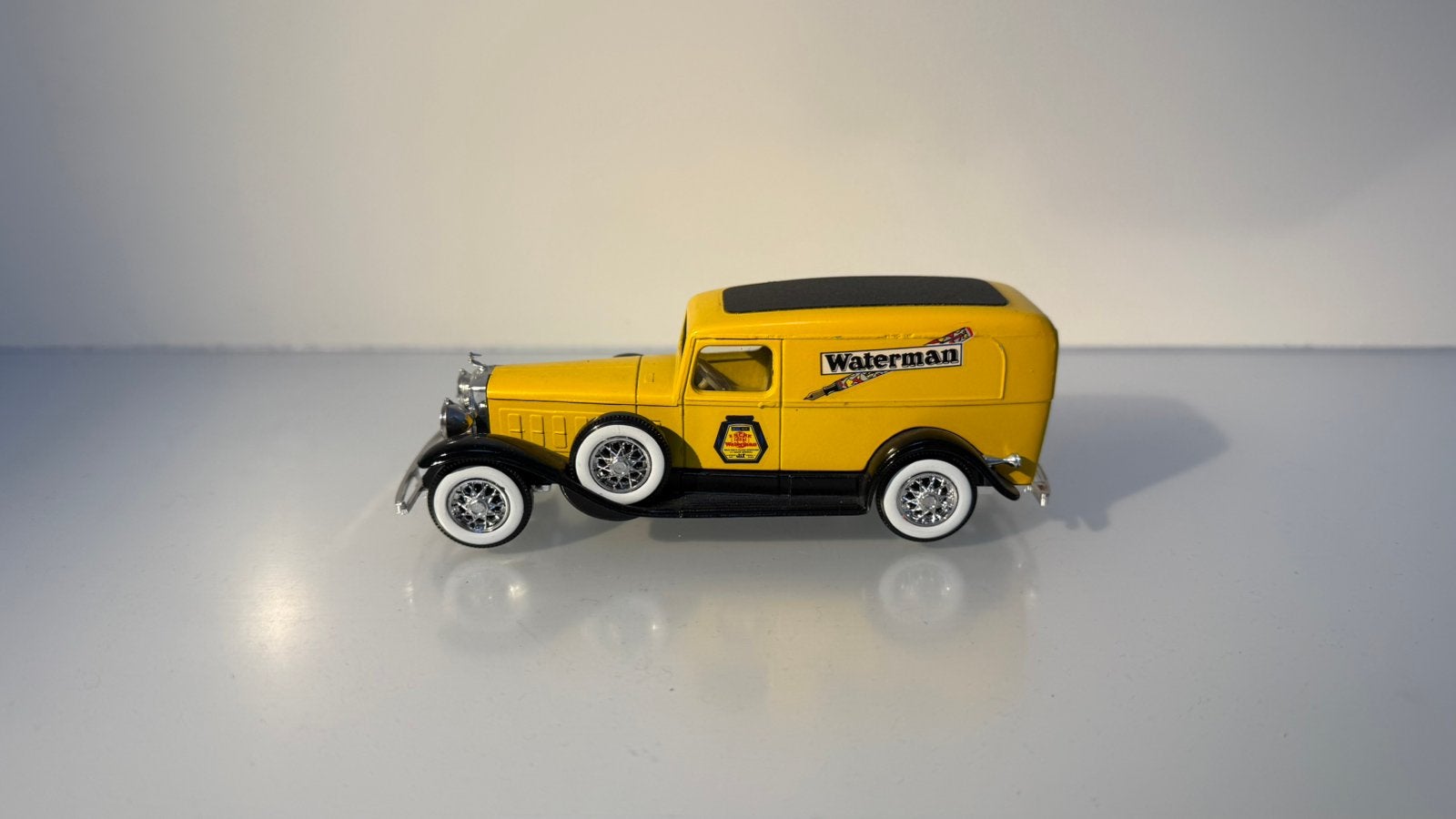 Solido Cadillac V16 1:43, Ophalen of Verzenden, Zo goed als nieuw, Auto, Solido