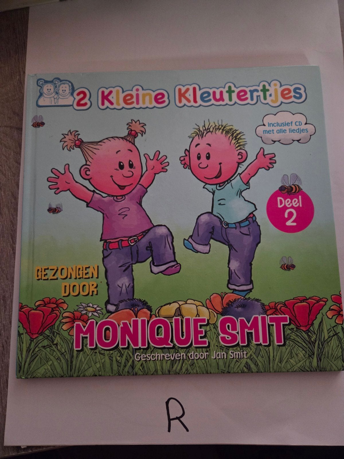 2 Kleine Kleutertjes Deel 2 - Monique Smit (incl. CD), Jongen of Meisje, Ophalen of Verzenden, Voorleesboek, Jan Smit