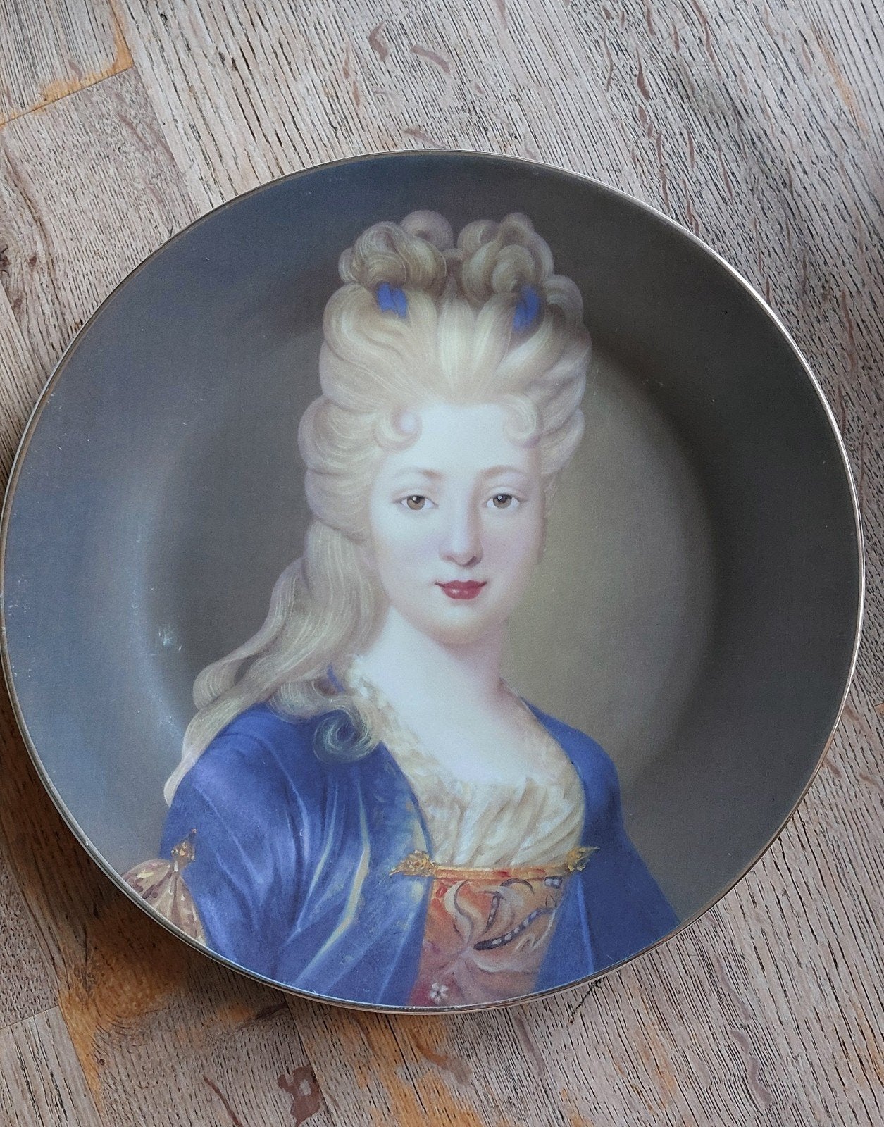 Wandborden Rivièra Maison, Ophalen