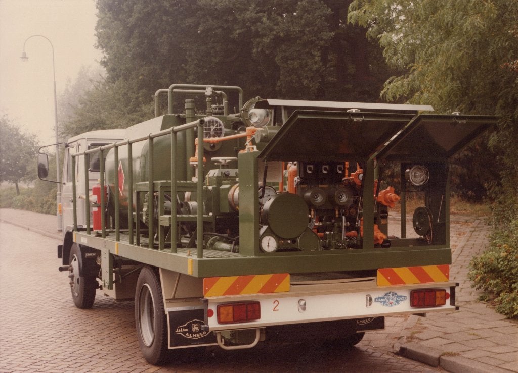 Originele foto van vrachtwagen daf 1300 van de NAM, Ophalen of Verzenden, 1980 tot heden, Zo goed als nieuw, Overige onderwerpen