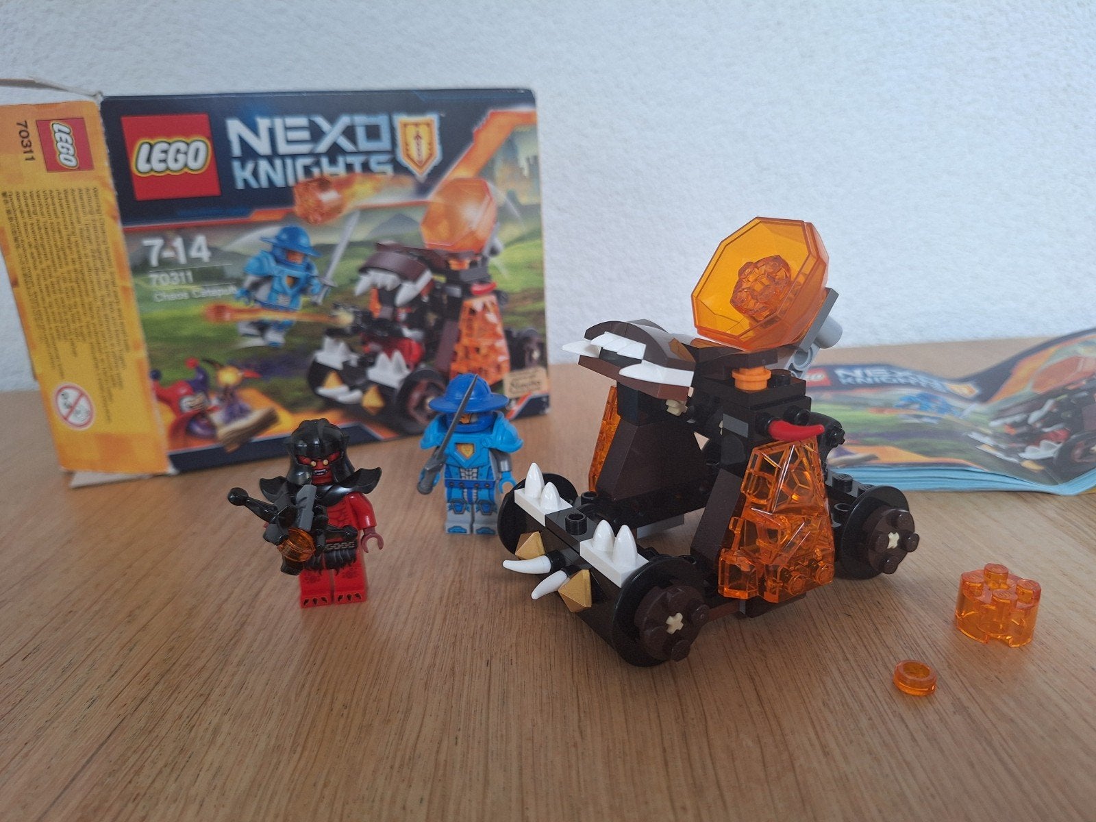 Lego Nexo Knights Chaos Katapult, Kinderen en Baby's, Speelgoed | Duplo en Lego, Ophalen, Overige thema's, Lego, Zo goed als nieuw
