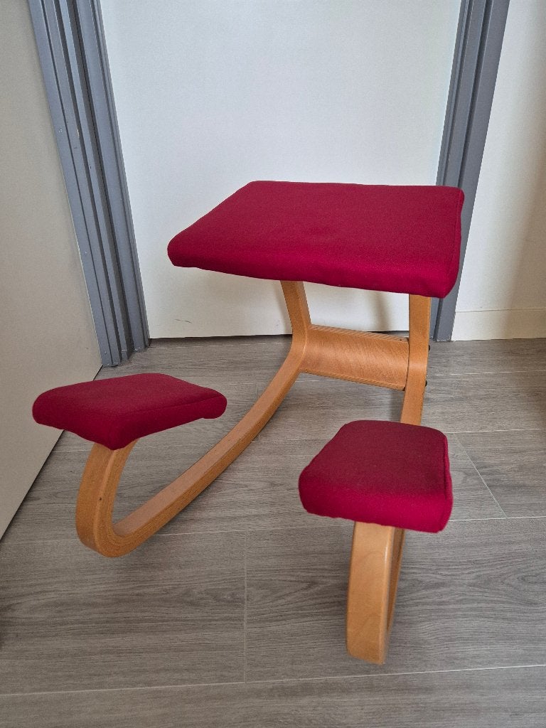 Ergonomische kniestoel - Rood, Ophalen, Gebruikt, Bureaukruk, Rood