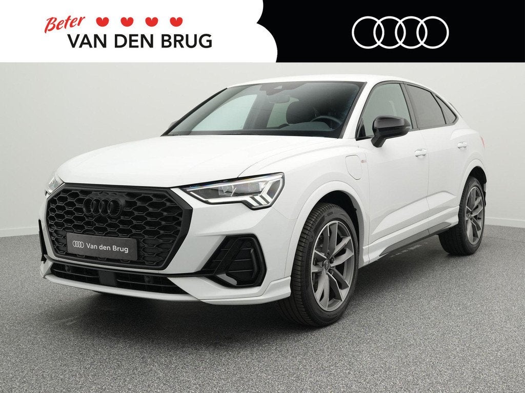 Audi Q3 Sportback 45 TFSI e 245pk S-Line | Black optiek | St