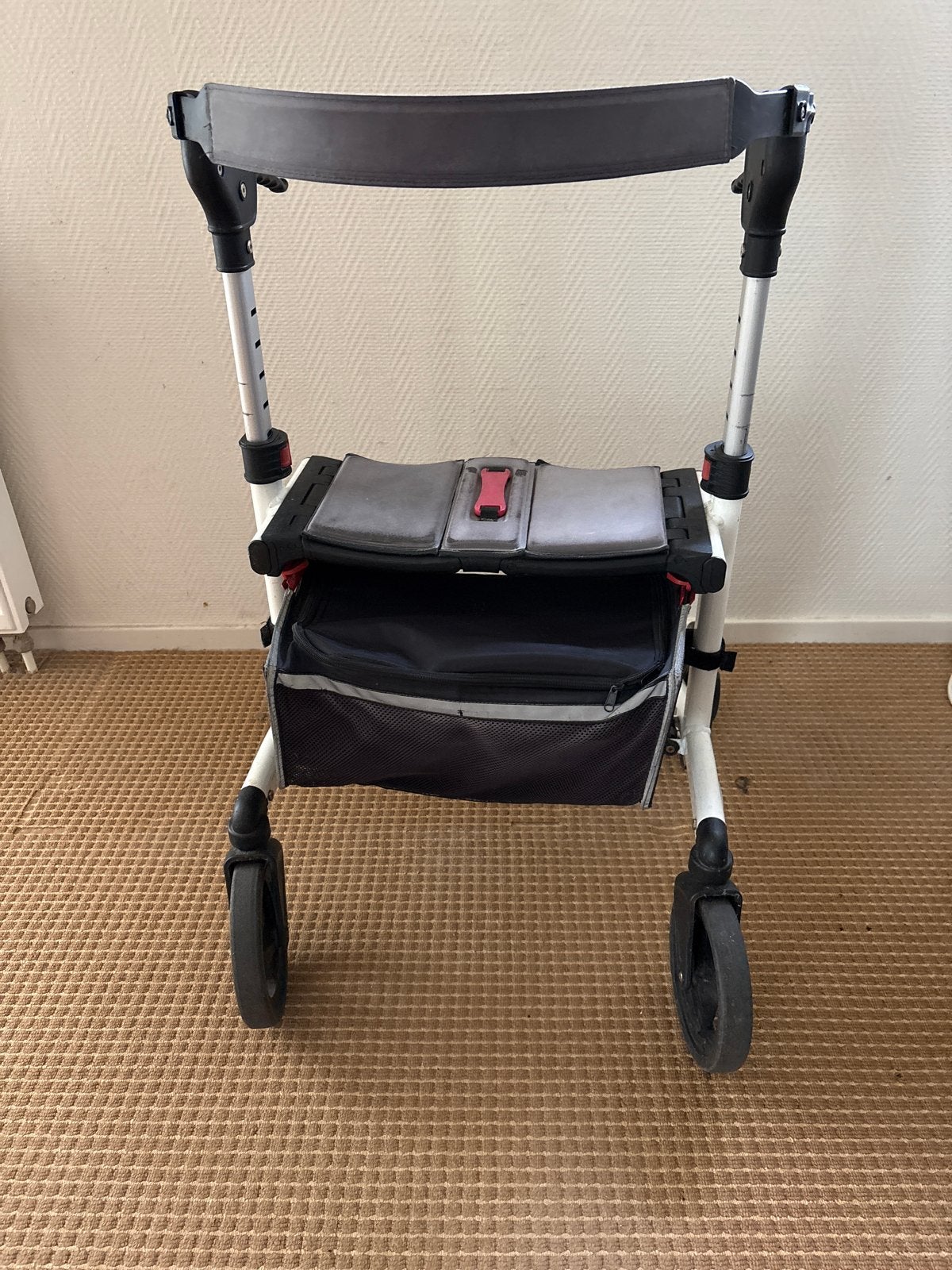 Gebruikte rollator, Ophalen, Opvouwbaar, Gebruikt