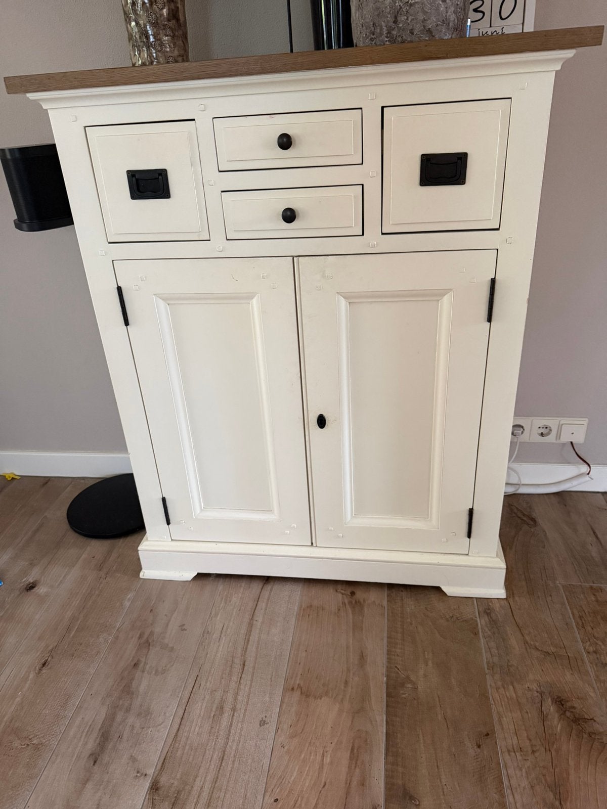 Meidenkast, Landelijk, wit/taupe, Huis en Inrichting, Kasten | Buffetkasten, Ophalen, Met deur(en), 100 tot 150 cm, 50 tot 100 cm