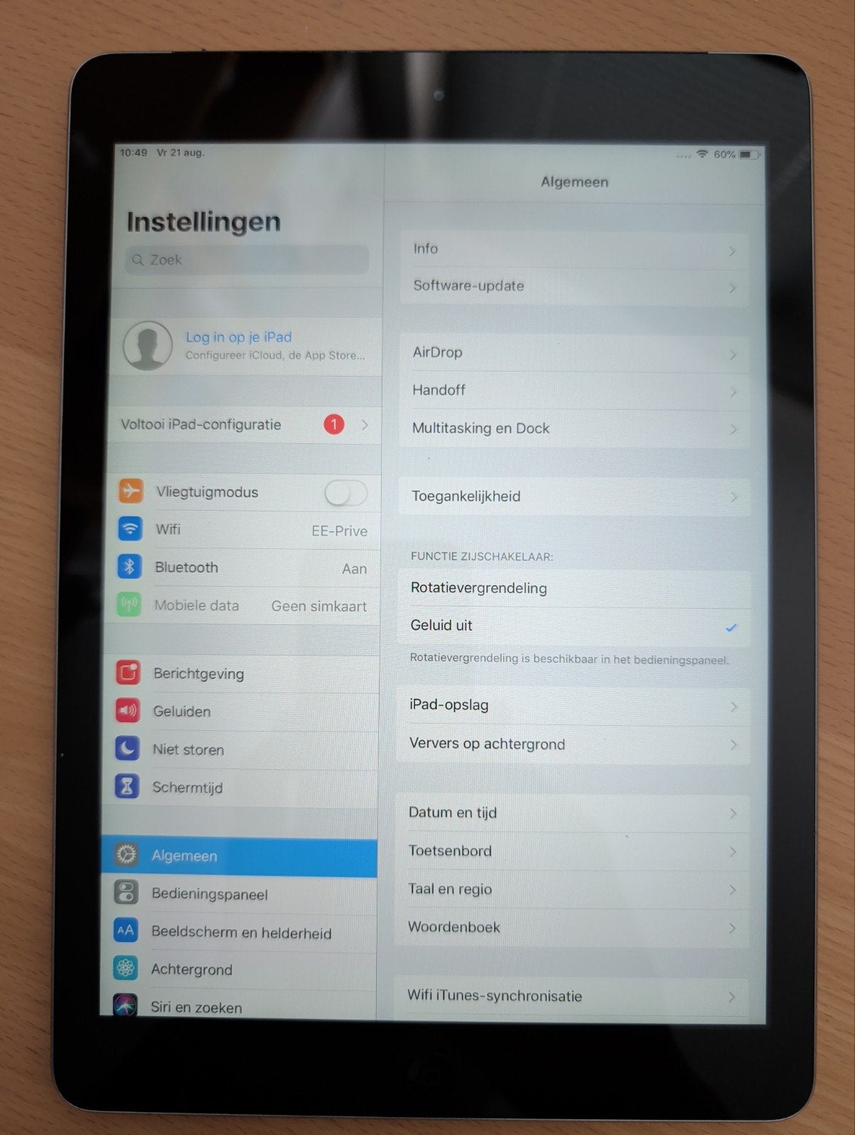 Apple iPad Air (A1475) - 64GB, Wi-Fi en 4G Mobiel internet, 10 inch, Gebruikt, Apple iPad Air, Ophalen of Verzenden