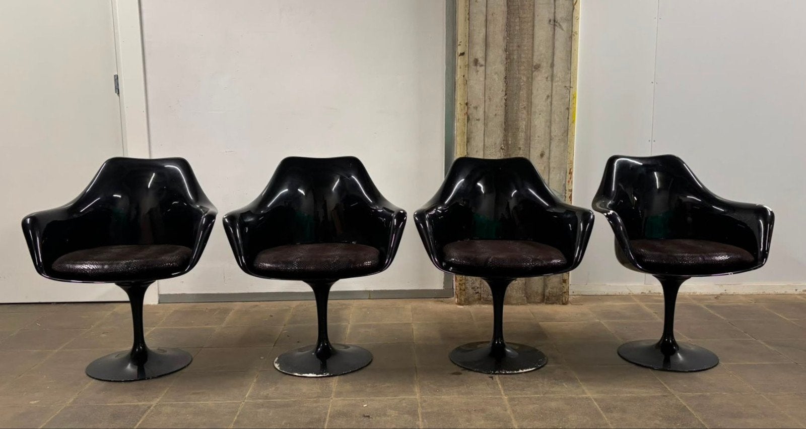 Vintage Tulip draaistoelen, design Eero Saarinen, Ophalen of Verzenden