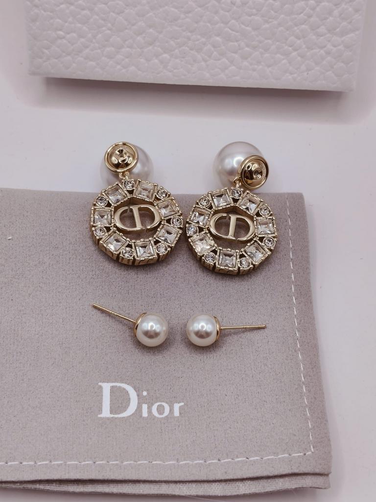 Dior Tribales Oorbellen met Kristallen en Parel, Met kristal, Overige materialen, Hangers, Nieuw
