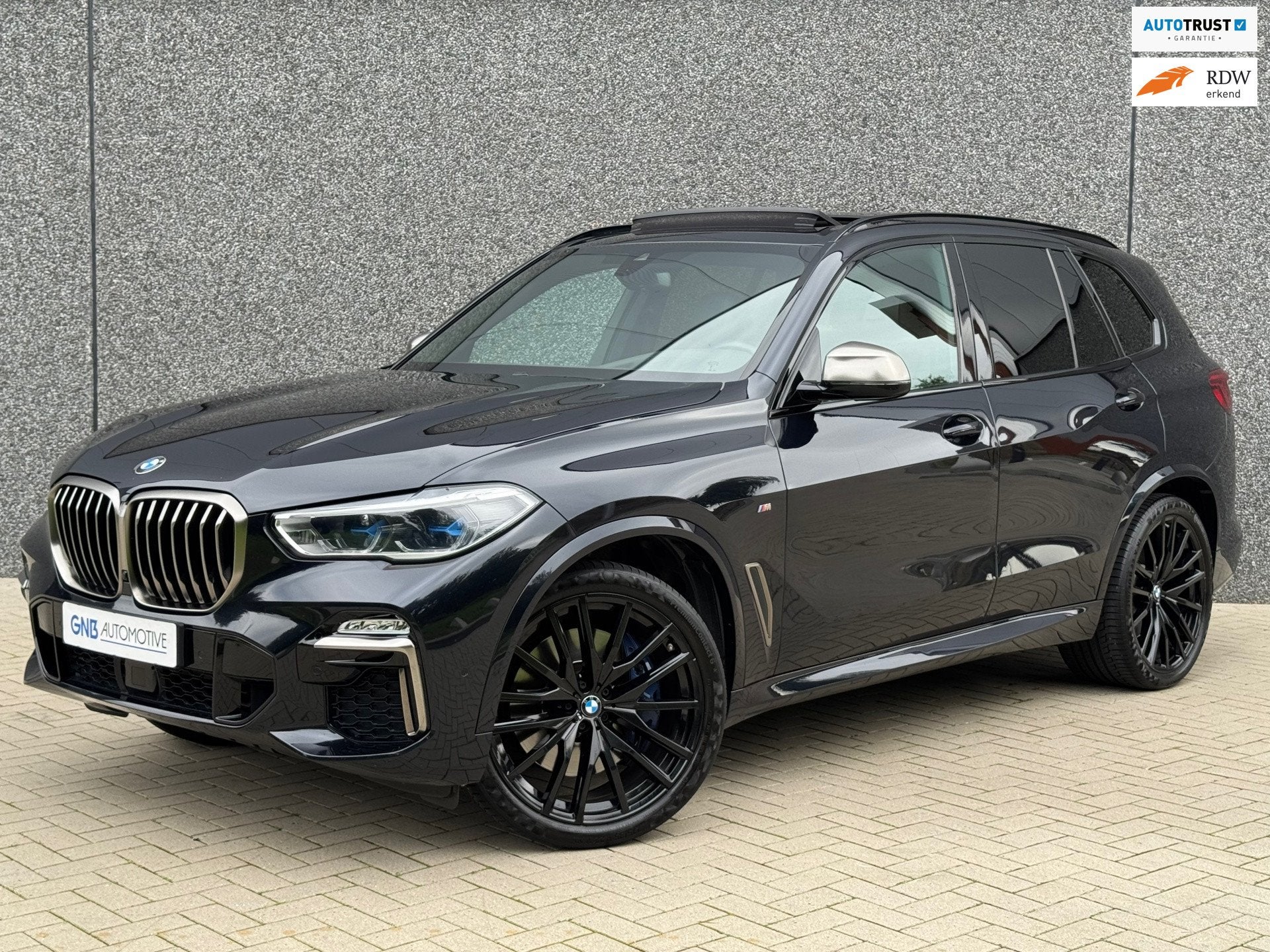 BMW X5 M50d High Executive | Pano | Trekhaak | Laser | Dodeh, Auto's, Dealer onderhouden, Gebruikt, 2993 cc, Zwart