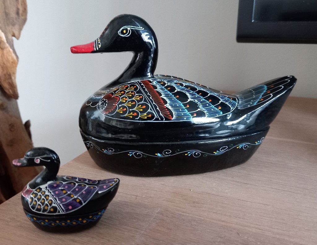 Twee lakwerk eenden dekseldoosjes, Ophalen of Verzenden, Zo goed als nieuw, Hout